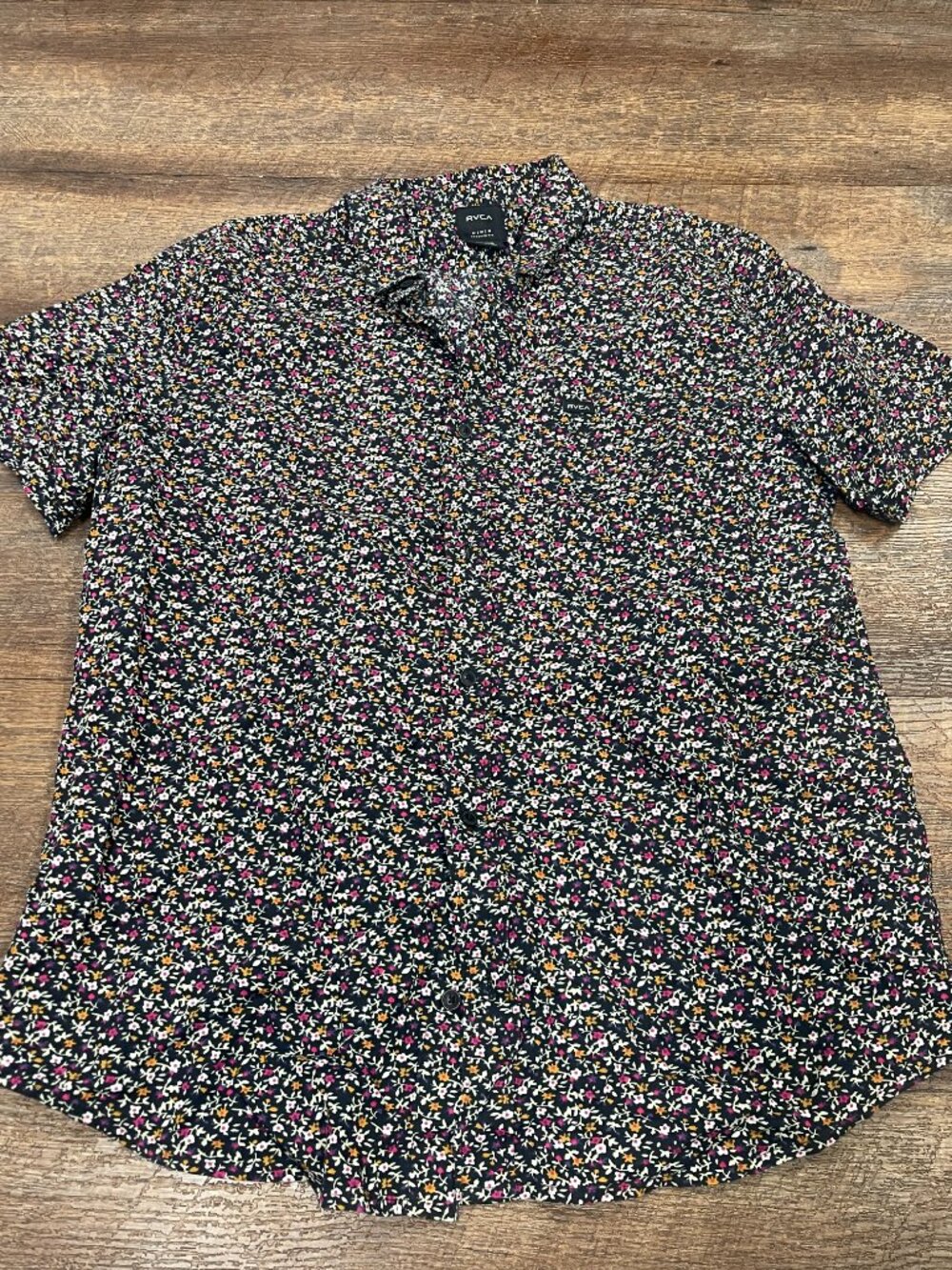 RVCA Floral Short Sleeve Button Up Shirt Men's Medium Regular Fit - Picture 5 of 6